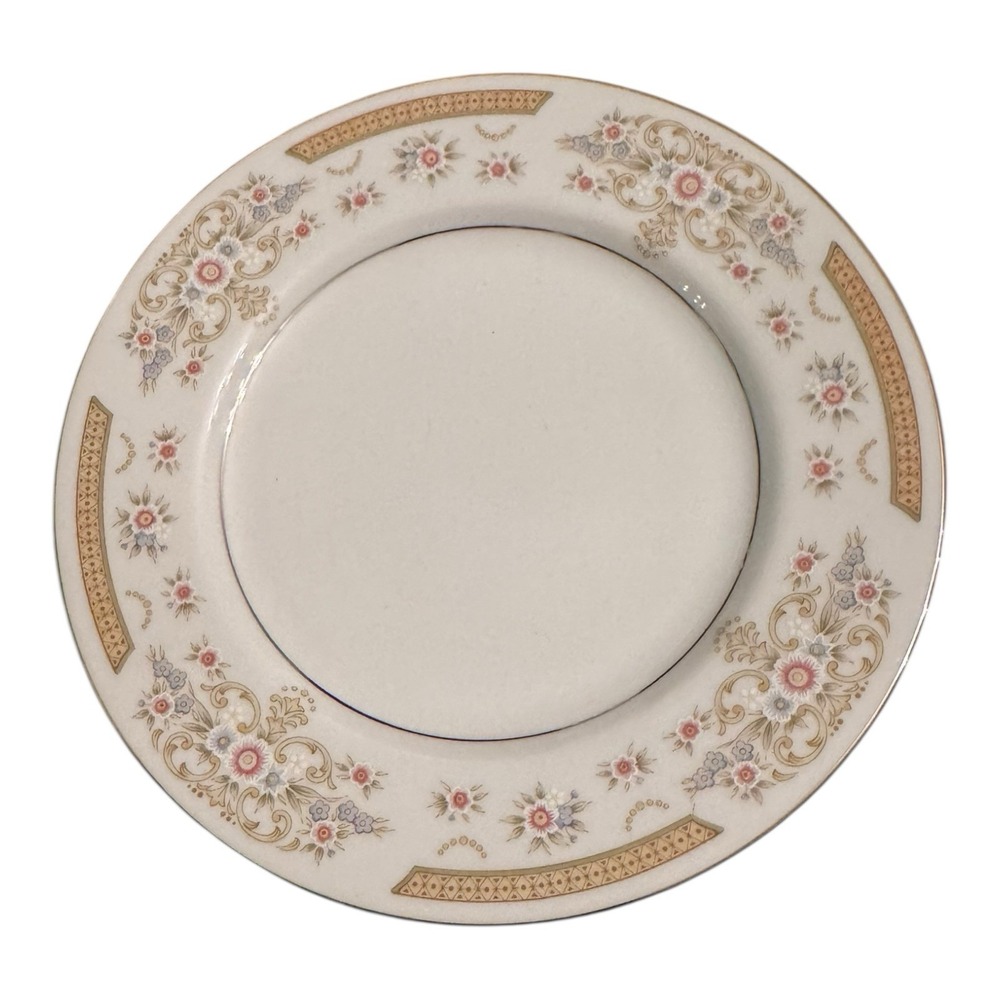 SELECT SIGNATURE COLLECTION 117 CORONET 7 6/8" Plates Set of 2